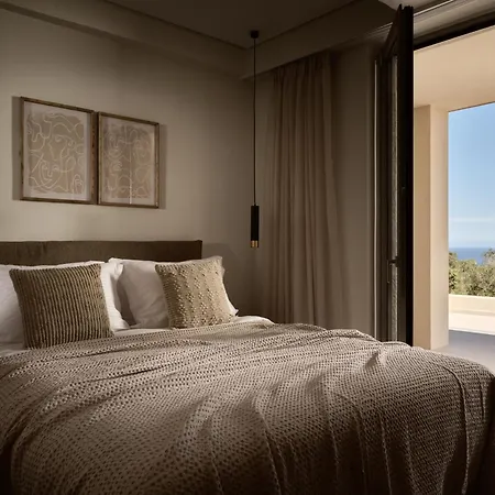 Willa Dila Grand Villa, A 5acres Secluded Sanctuary With Pool, By Thinkvilla Tsilivi (Zakynthos)