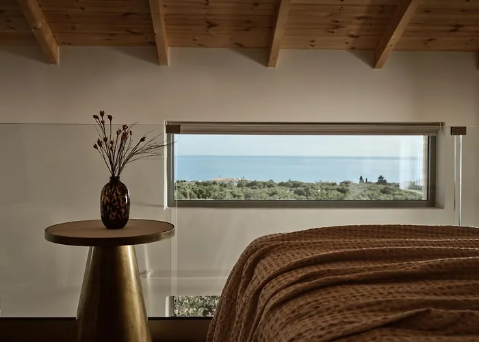 Dila Grand Villa, A 5acres Secluded Sanctuary With Pool, By Thinkvilla تسيليفي