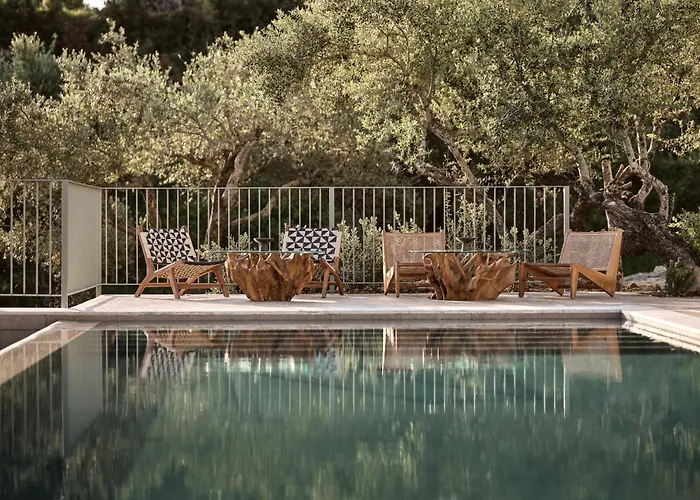 Dila Grand Villa, A 5acres Secluded Sanctuary With Pool, By Thinkvilla * تسيليفي